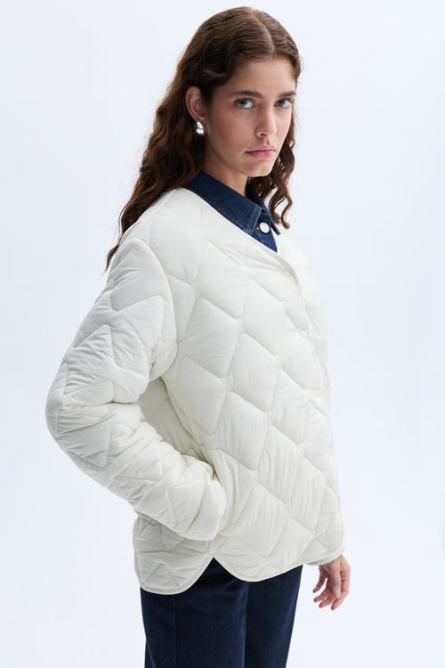 KAPİTONELİ KISA PUFFER MONT