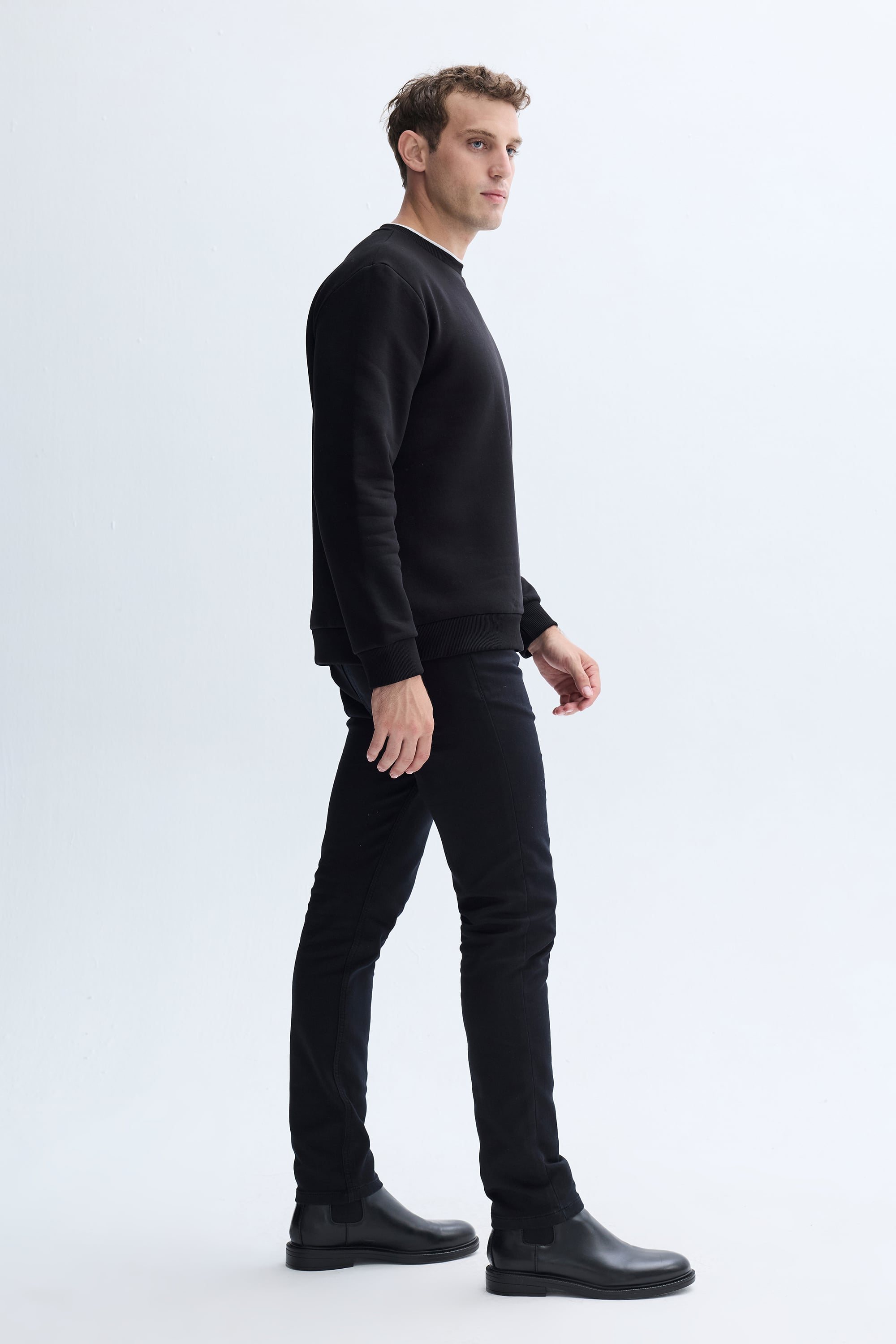 BİSİKLET YAKA SWEATSHIRT