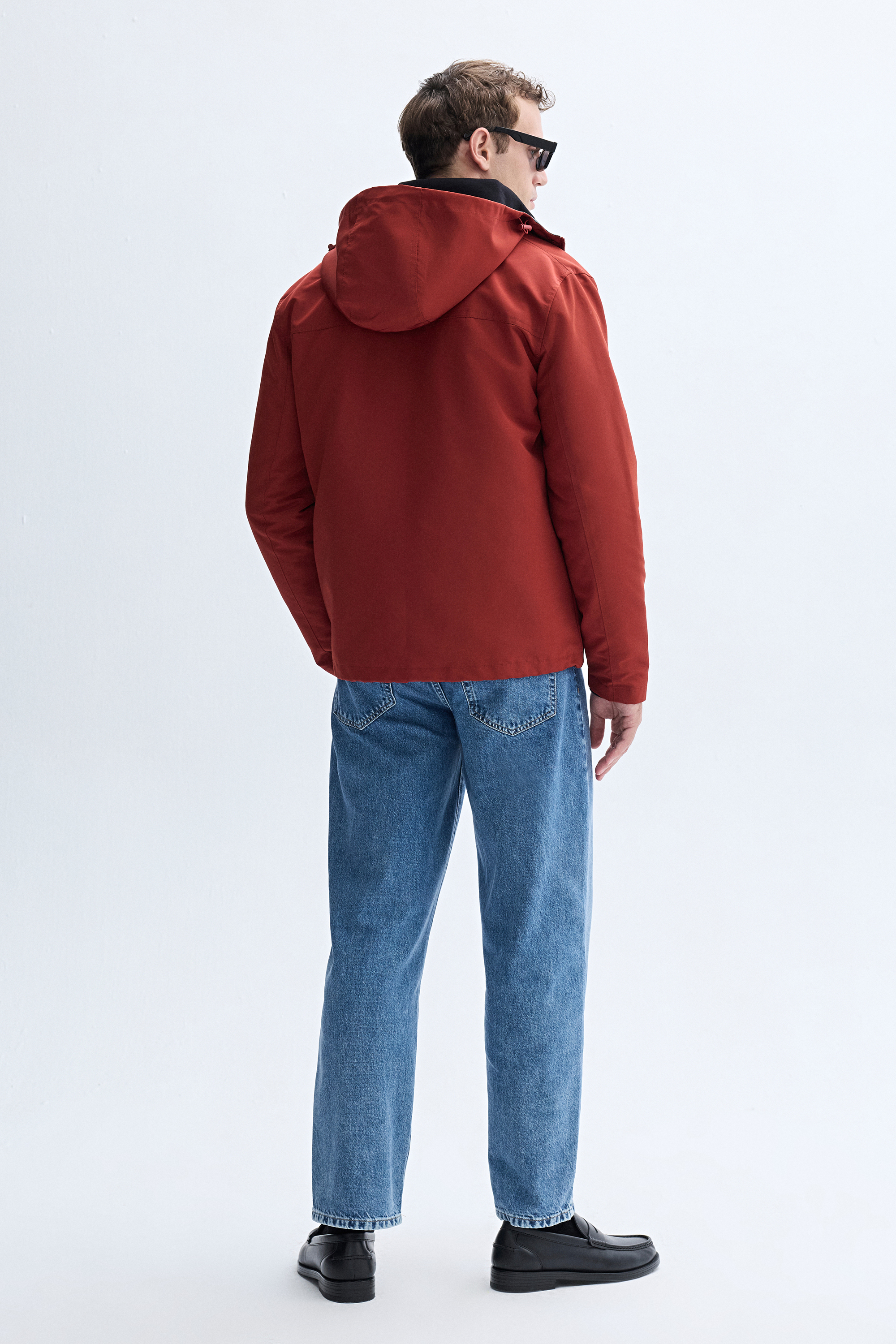 KAPÜŞONLU KISA PARKA