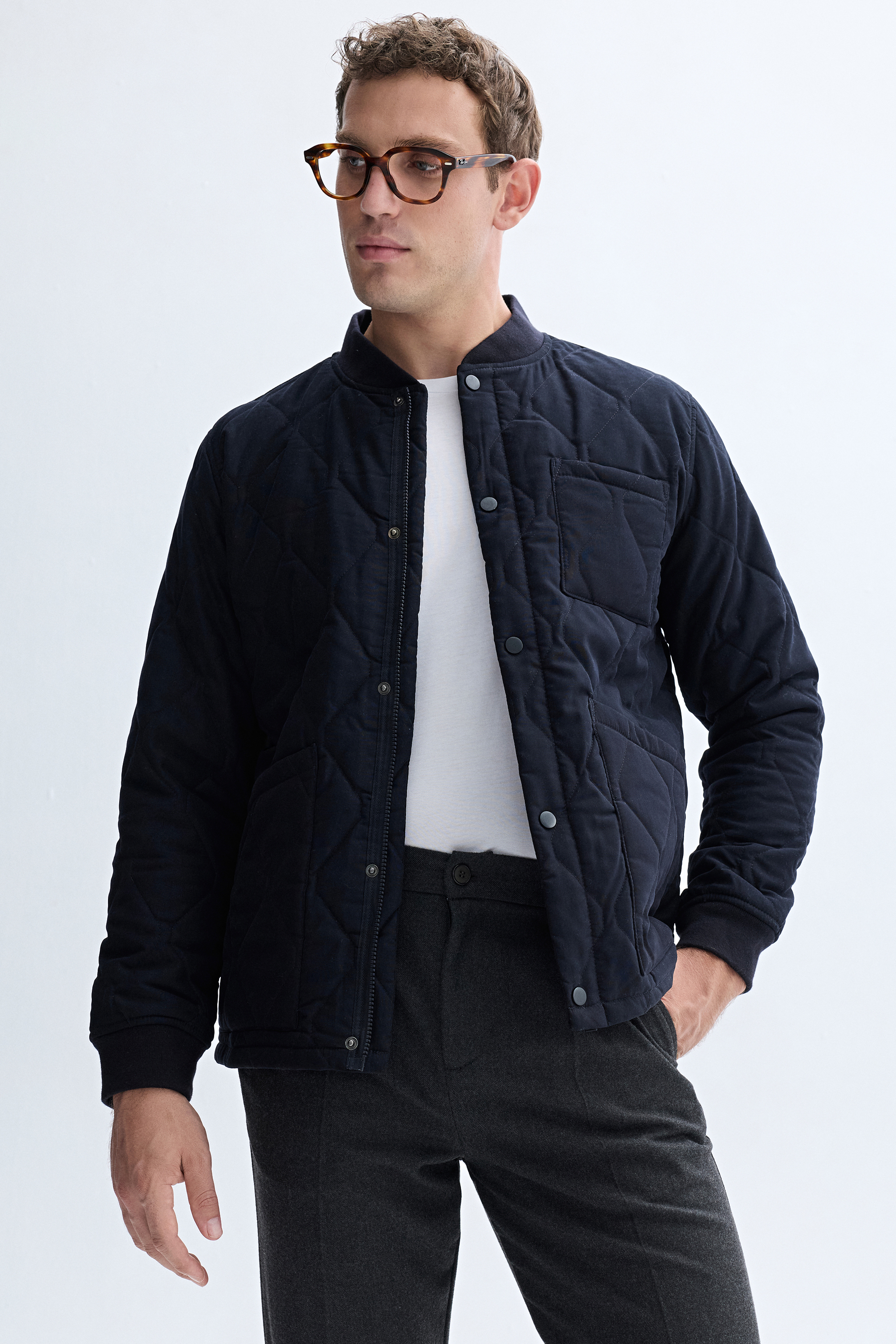 KAPİTONELİ CEPLİ BOMBER CEKET