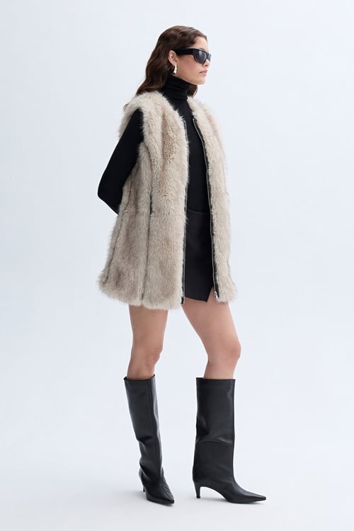 MİDİ KOLSUZ PELÜŞ YELEK