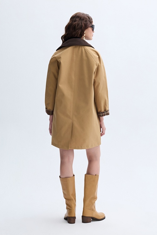  CEPLİ KADİFE YAKA PARKA