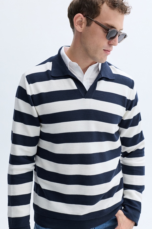 RENK BLOKLU POLO YAKA TRİKO KAZAK