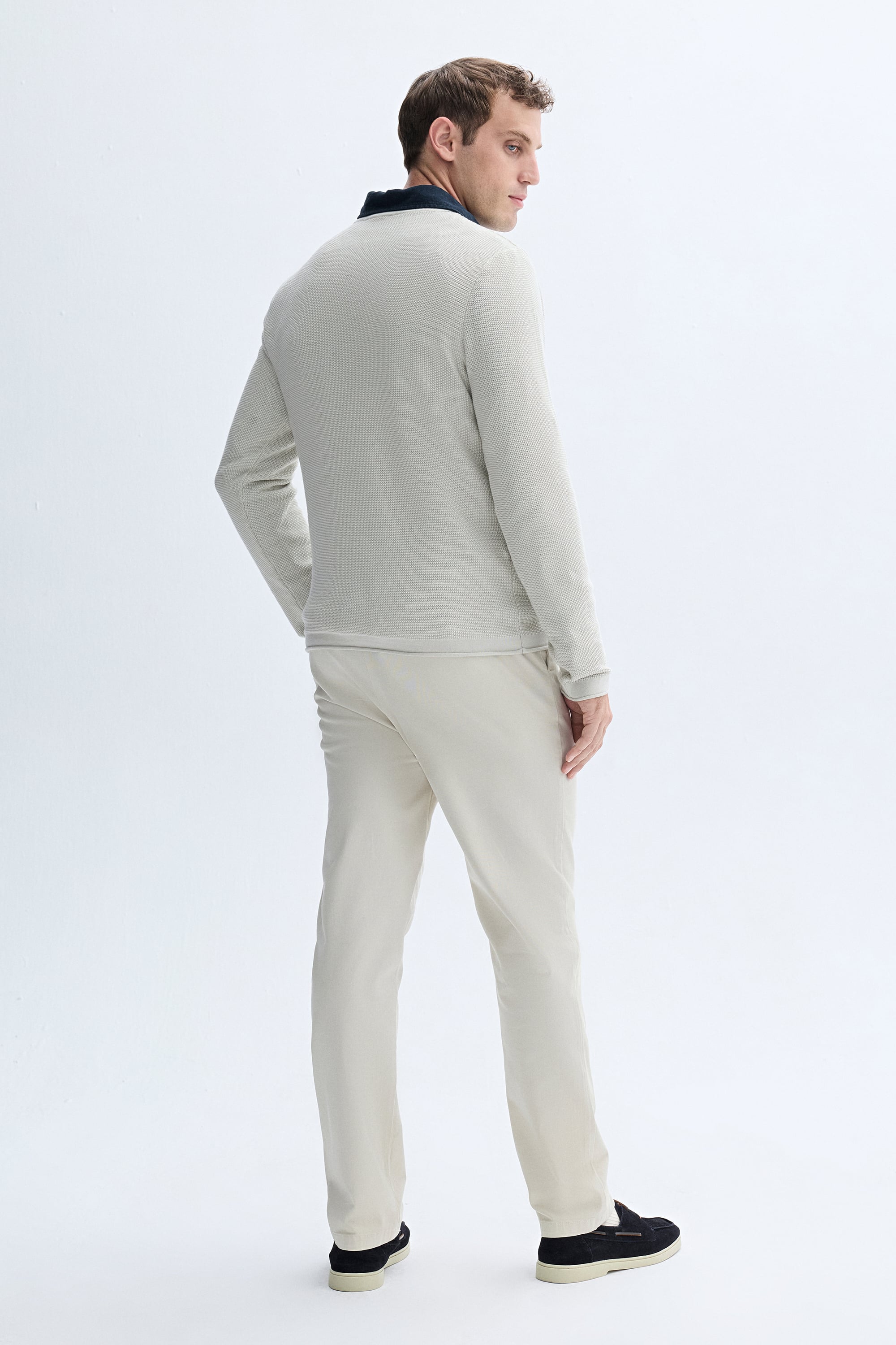 BİSİKLET YAKA TRİKO KAZAK