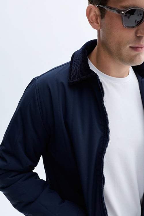  KADİFE YAKA KAPİTONELİ MONT