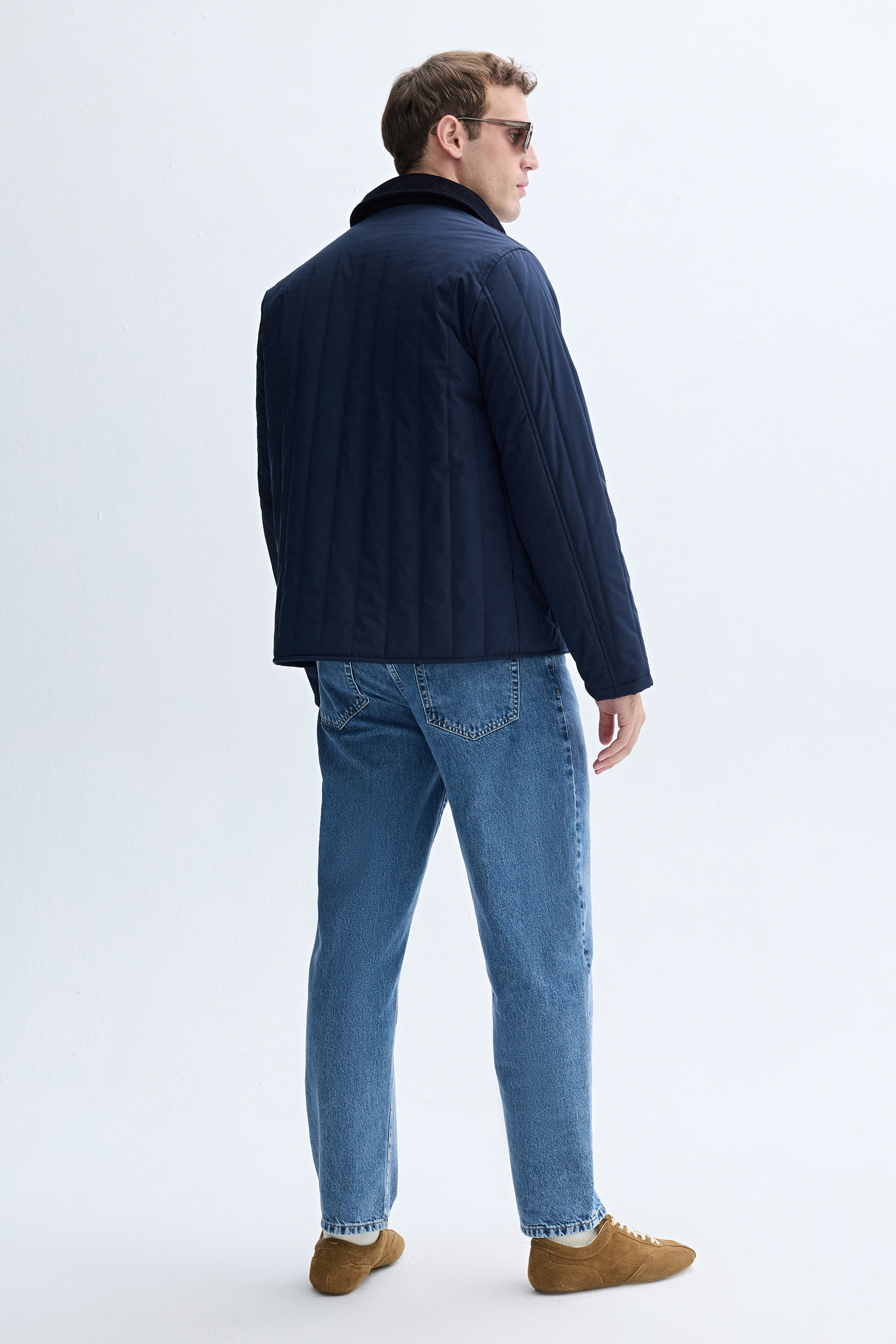 KADİFE YAKA KAPİTONELİ MONT