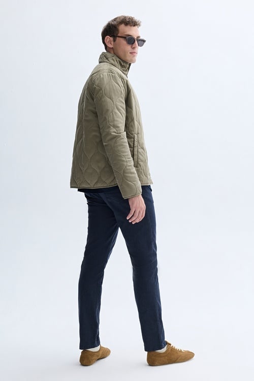 KAPİTONELİ DİK YAKA MONT