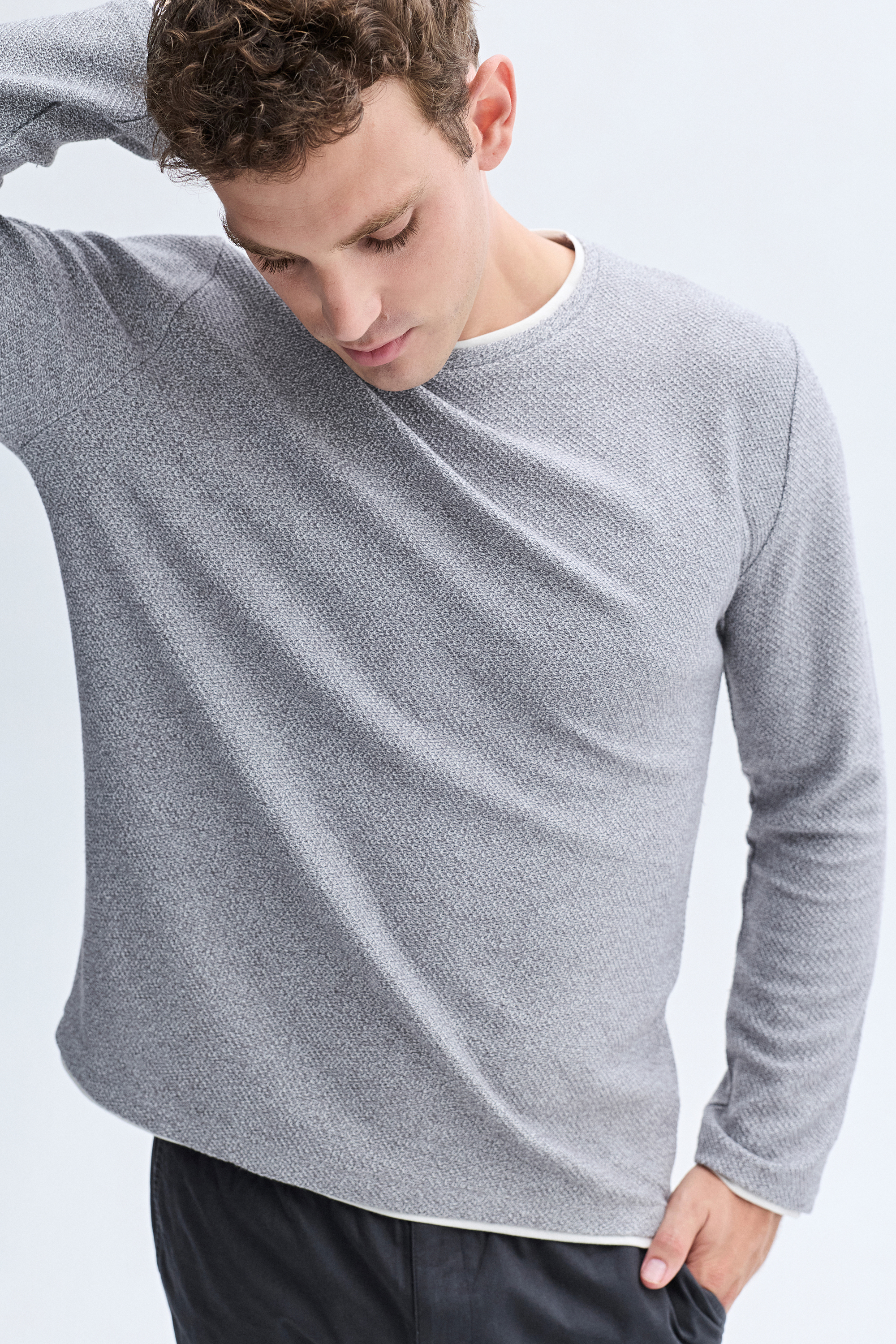 BİSİKLET YAKA SWEATSHIRT