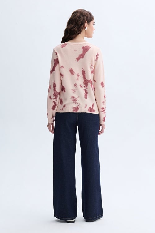 JAKARLI V YAKA HIRKA