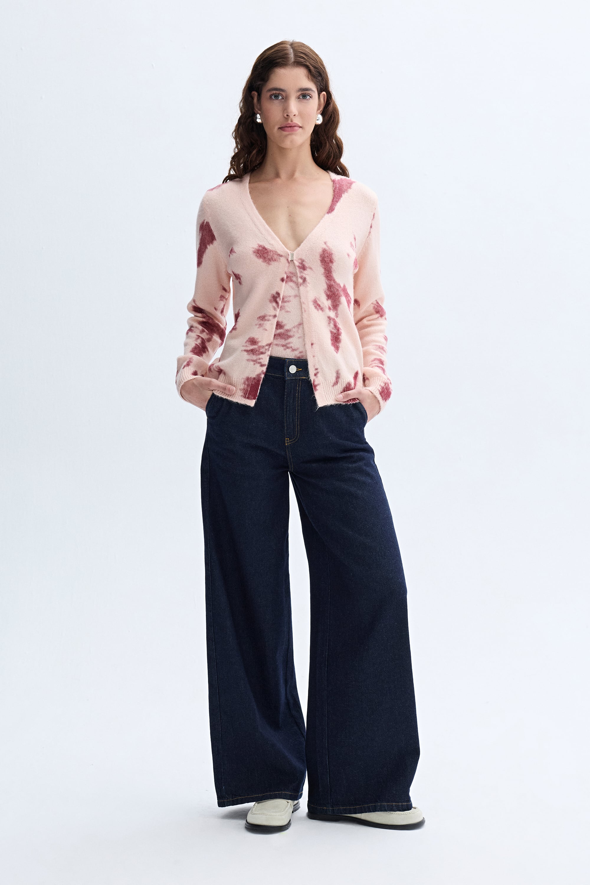 JAKARLI V YAKA HIRKA