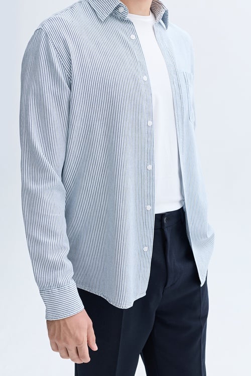 LİYOSEL KARIŞIMLI REGULAR FIT ÇİZGİLİ UZUN KOLLU GÖMLEK