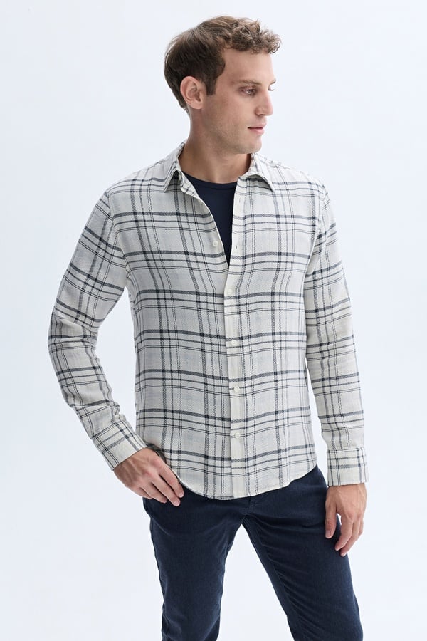 EKOSELİ REGULAR FIT UZUN KOLLU GÖMLEK