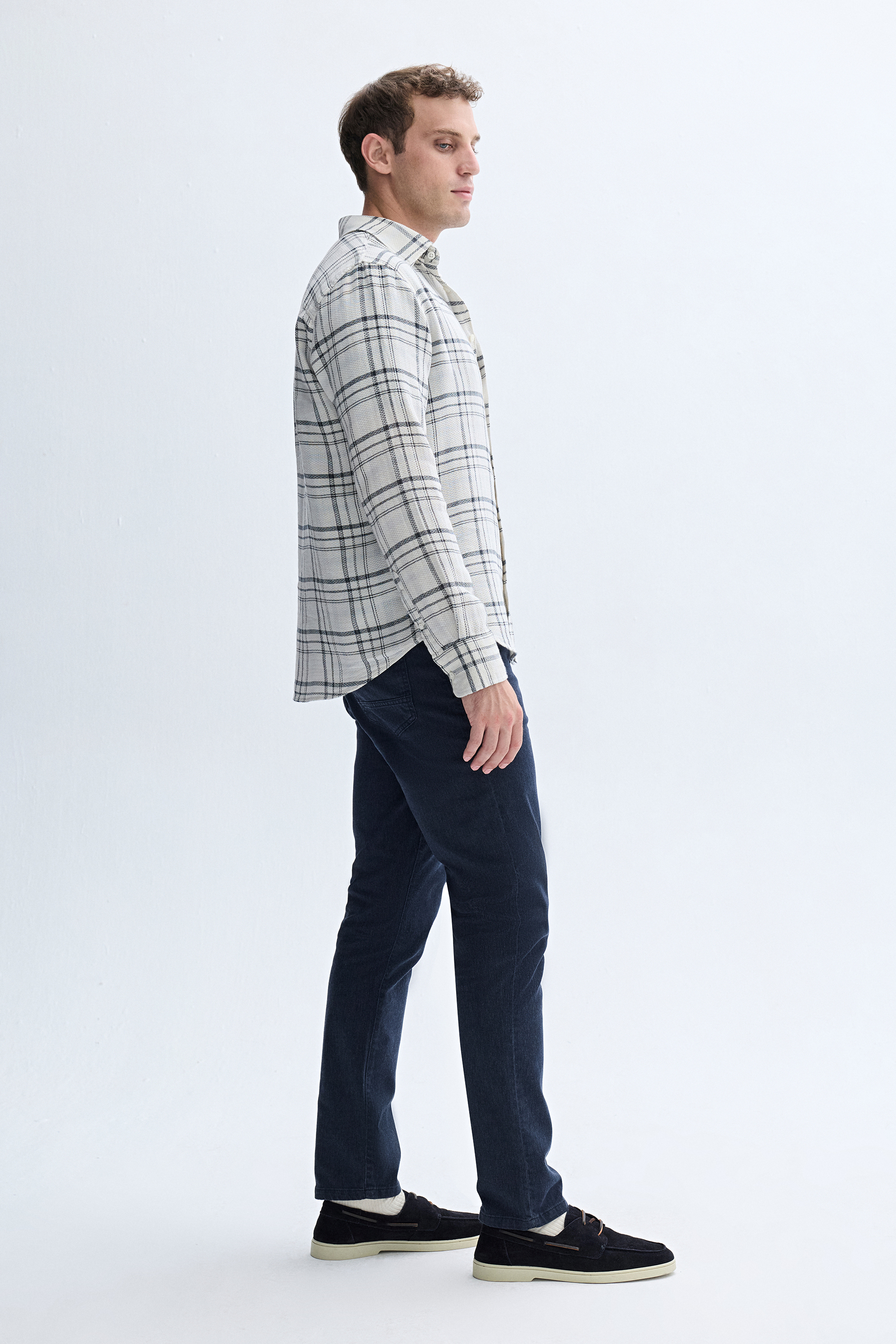 EKOSELİ REGULAR FIT UZUN KOLLU GÖMLEK