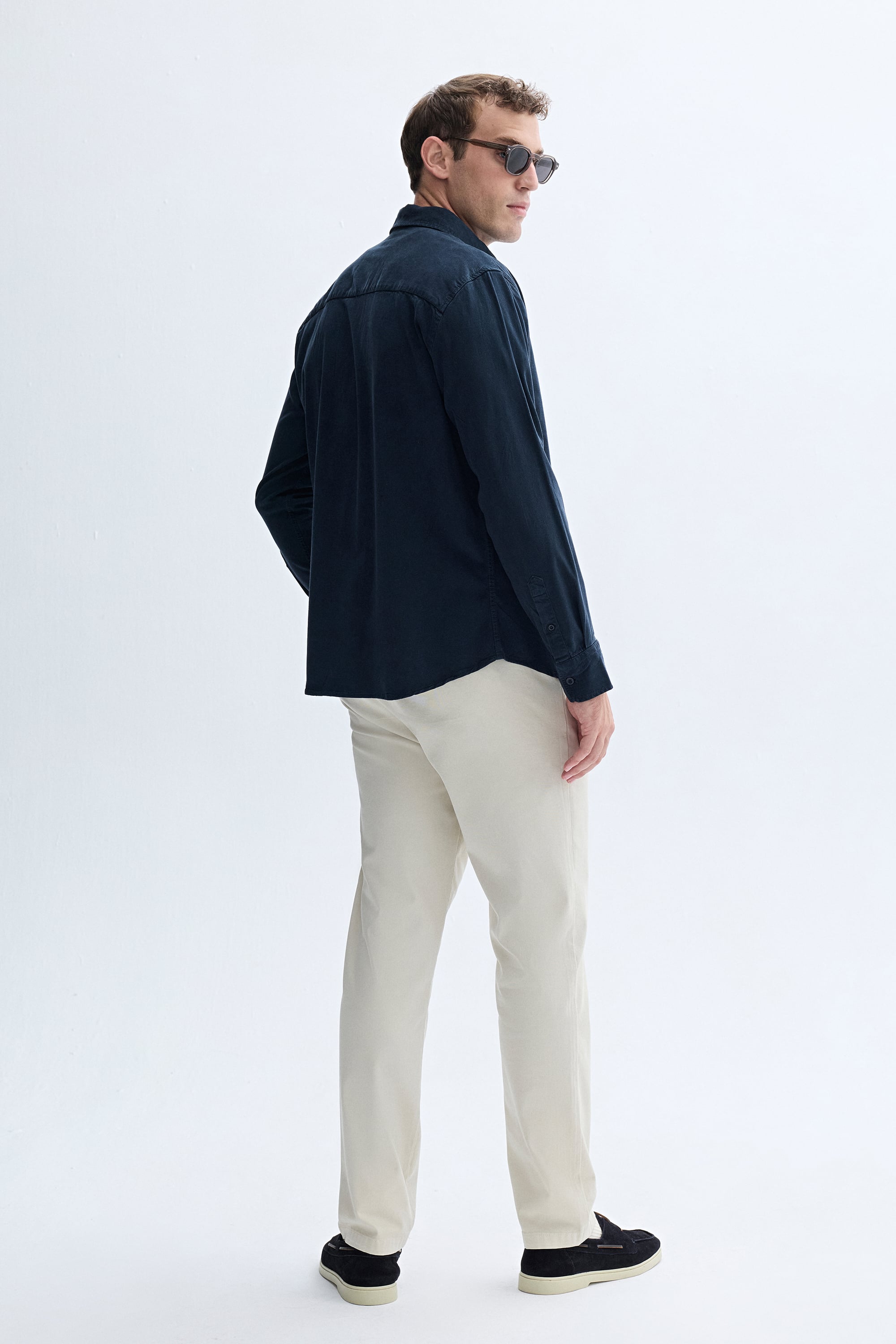 REGULAR FIT UZUN KOLLU CASUAL GÖMLEK