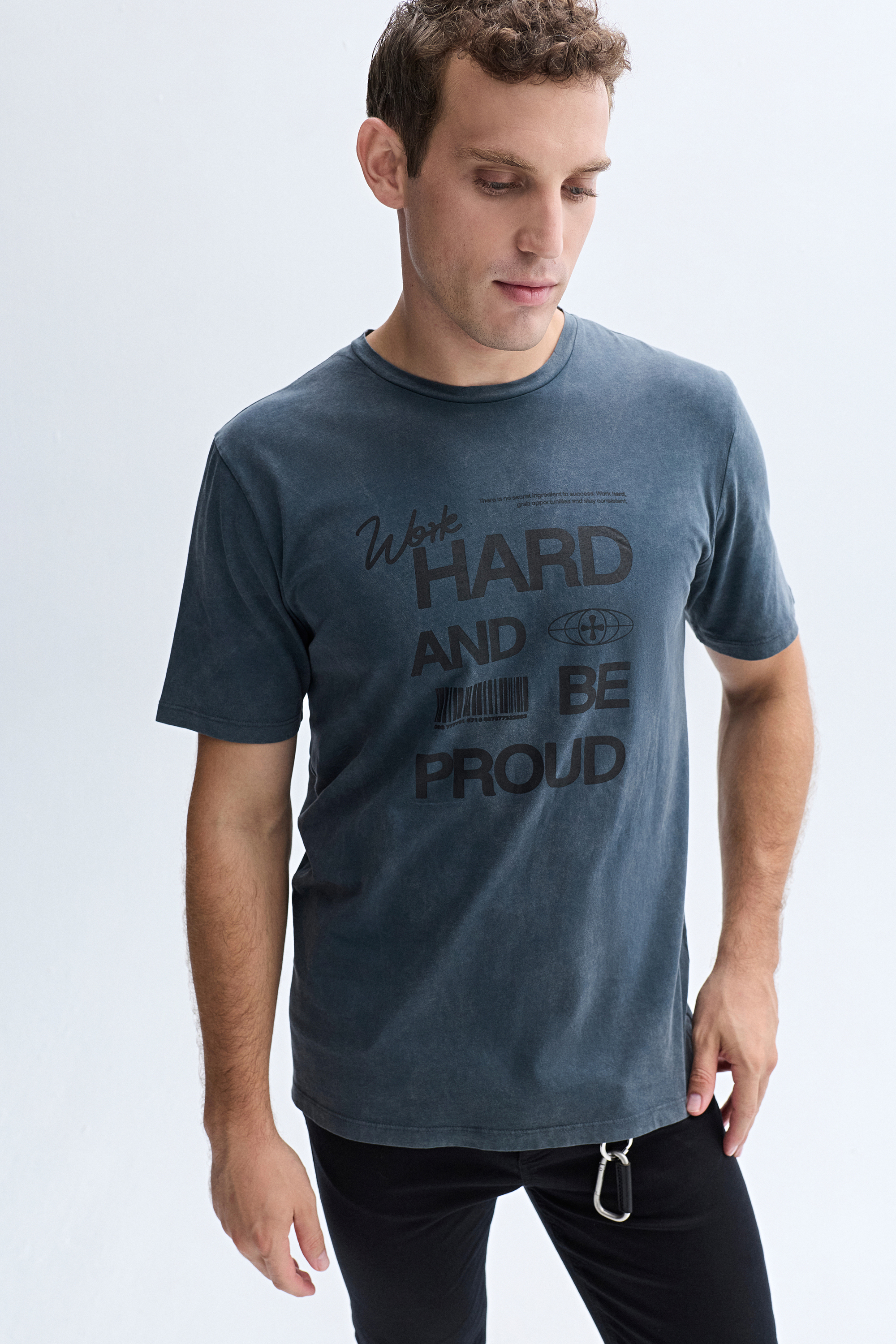 BASKILI BİSİKLET YAKA T-SHIRT