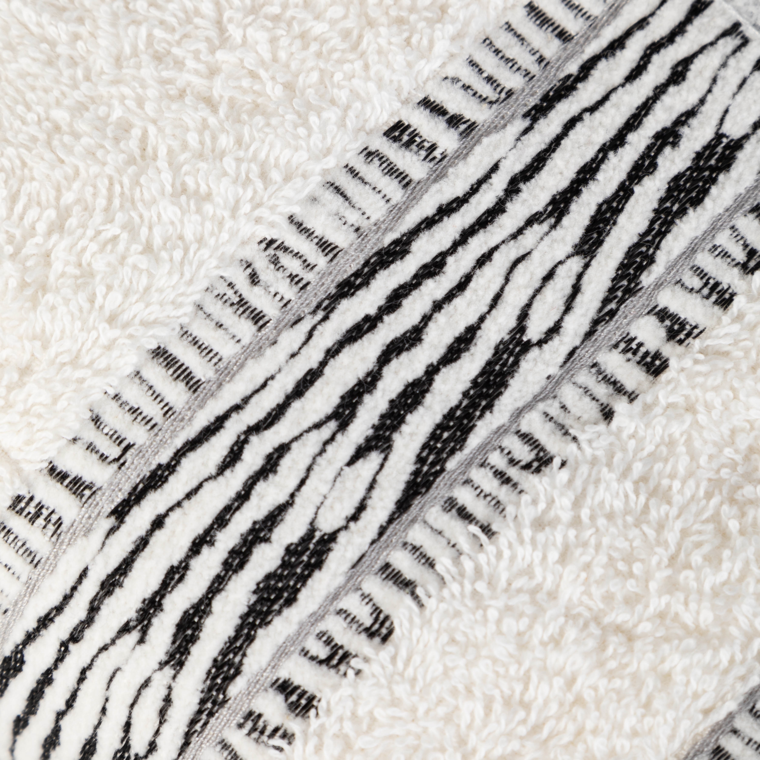 PENELOPE ZEBRA EL HAVLUSU 30X50