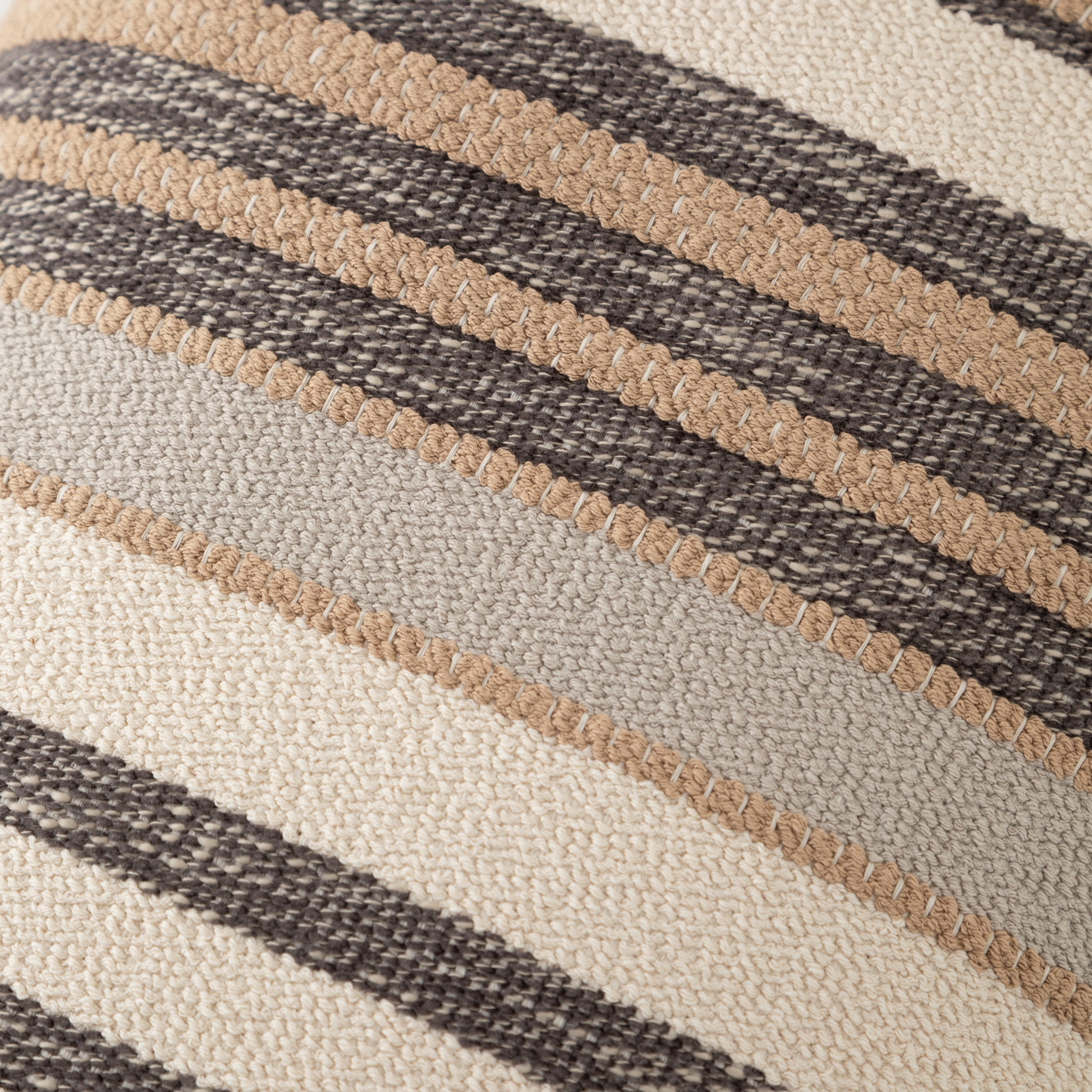 EVA ÇİZGİLİ KIRLENT EKRU 40X70