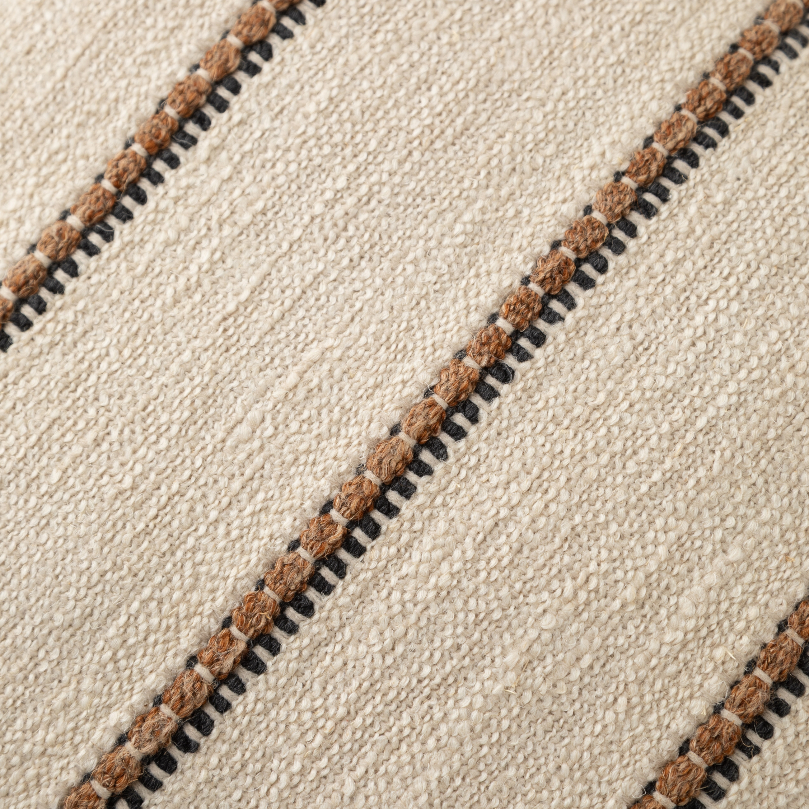 VIOLA ÇİZGİLİ KIRLENT EKRU 50X50