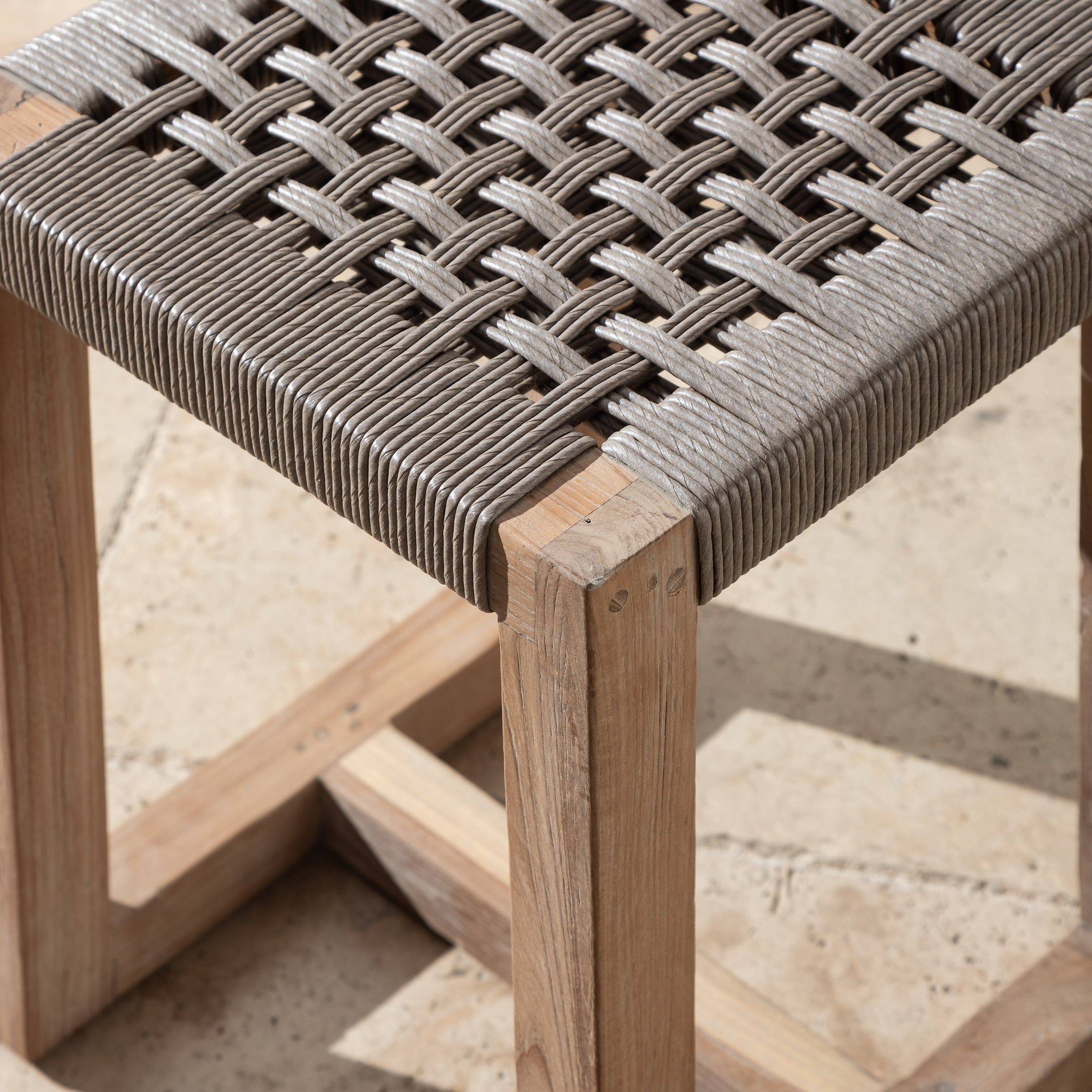 HERMOSA İPLİ TABURE