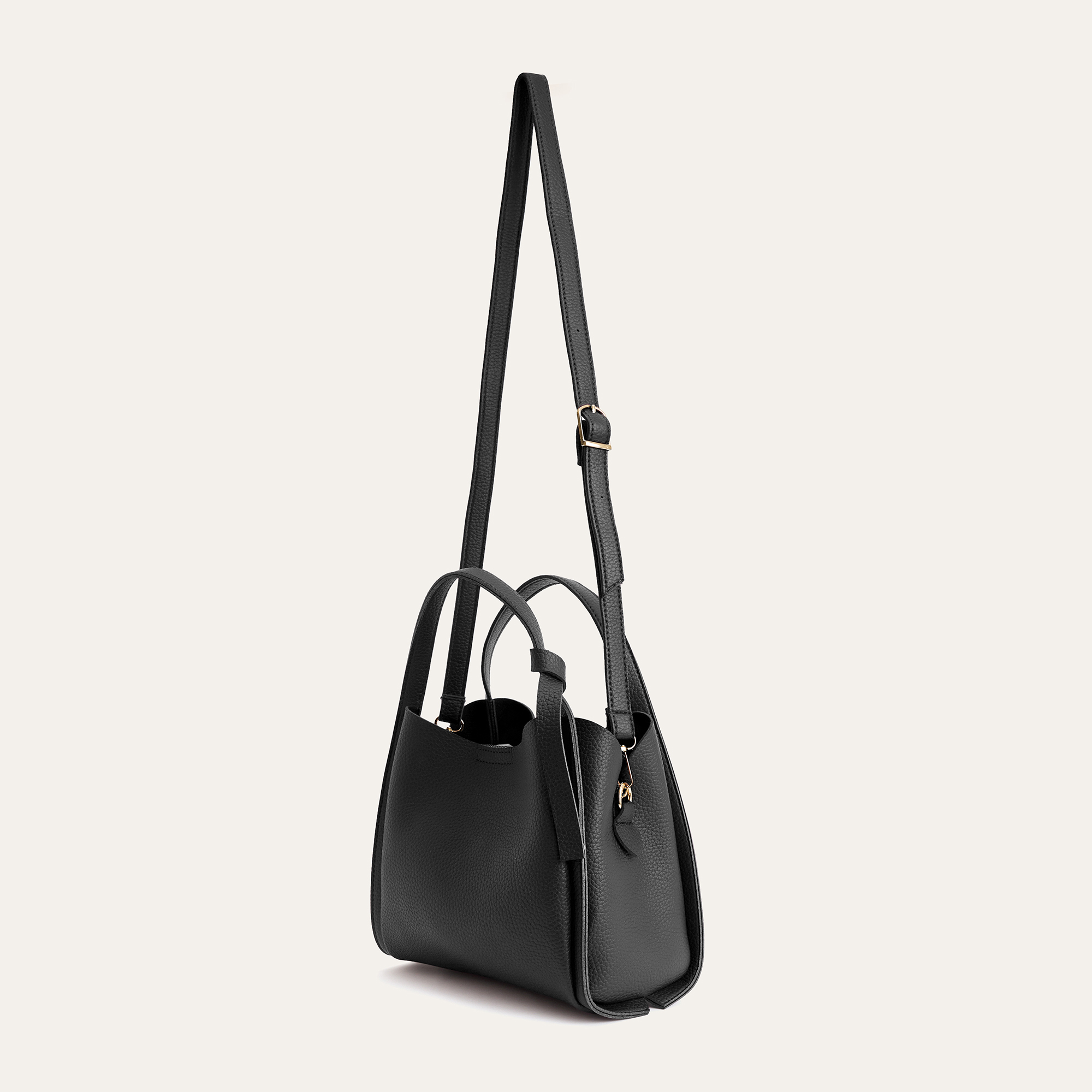 DERİ GÖRÜNÜMLÜ OMUZ ÇANTASI