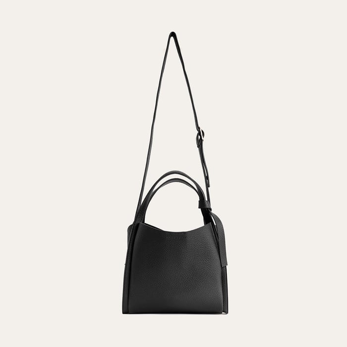 DERİ GÖRÜNÜMLÜ OMUZ ÇANTASI