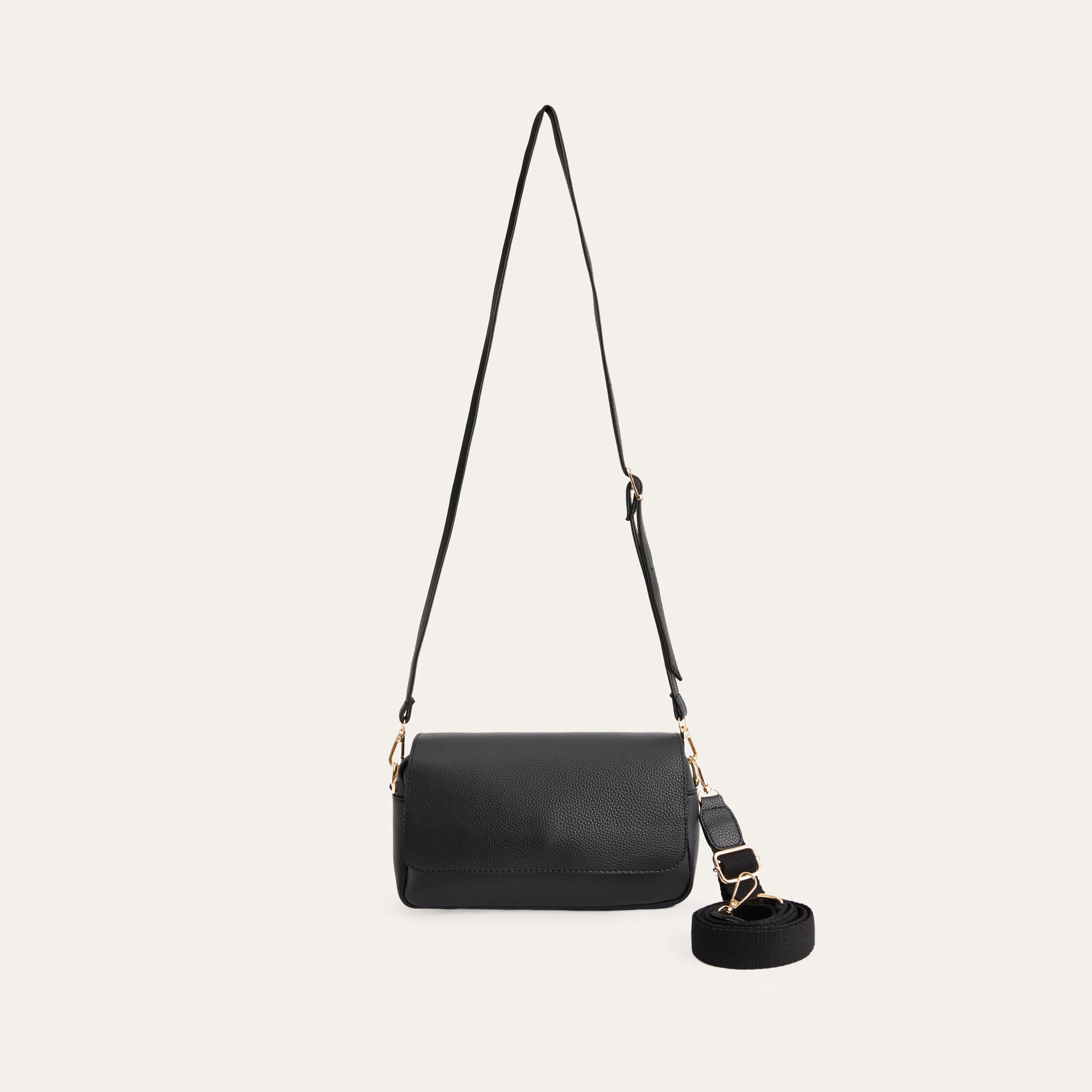 ASKI DETAYLI OMUZ ÇANTASI