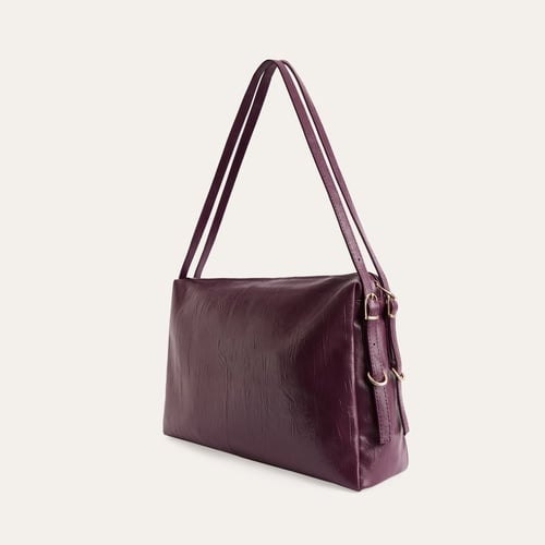 KIRIŞIK DERİ GÖRÜNÜMLÜ KEMER DETAYLI OMUZ ÇANTASI