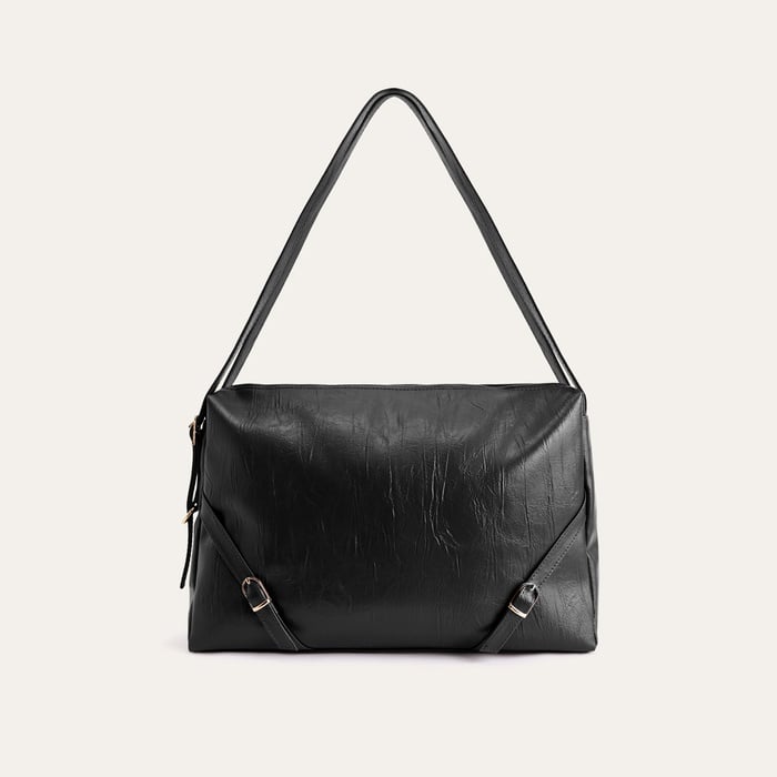 KIRIŞIK DERİ GÖRÜNÜMLÜ KEMER DETAYLI OMUZ ÇANTASI