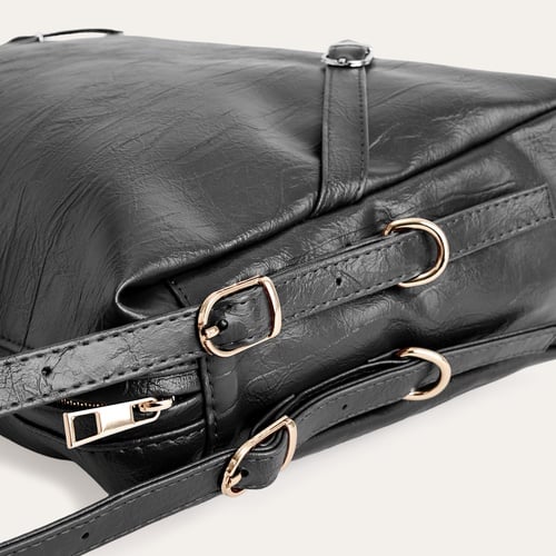 KIRIŞIK DERİ GÖRÜNÜMLÜ KEMER DETAYLI OMUZ ÇANTASI