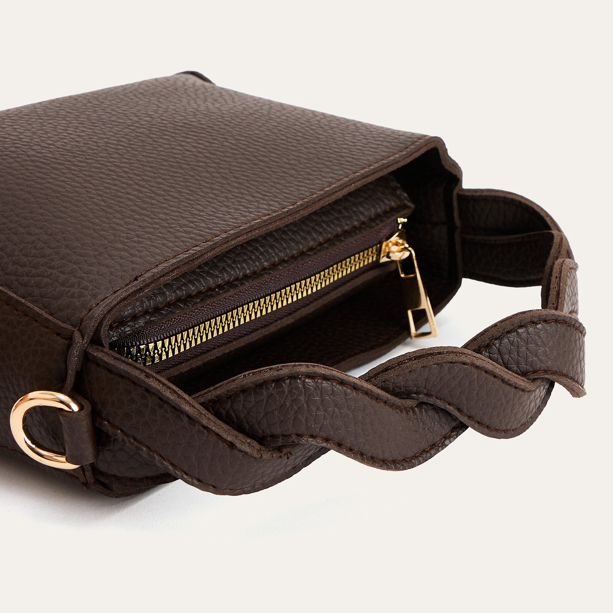 ÖRGÜ ASKILI OMUZ ÇANTASI