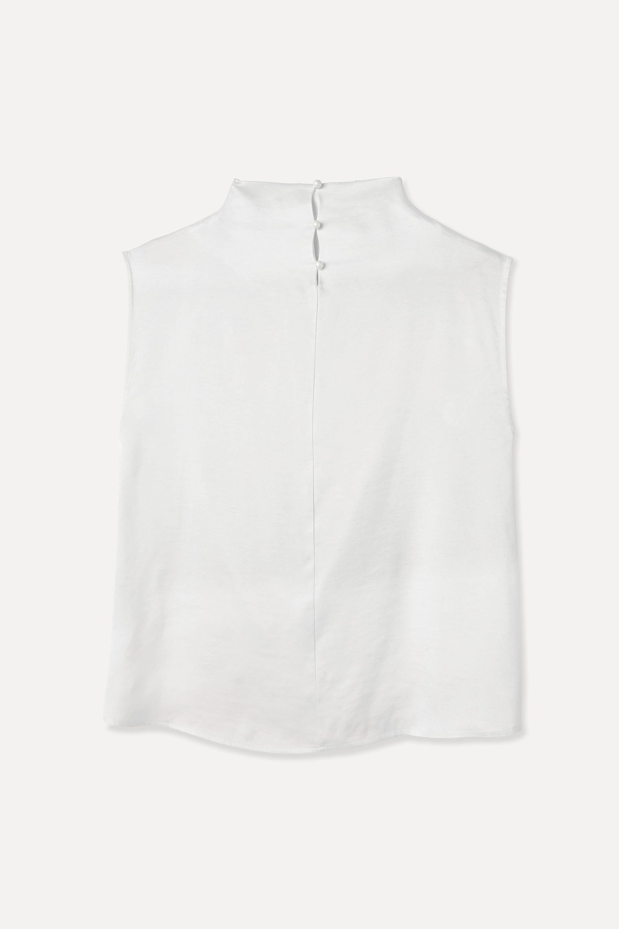 DİK YAKA KOLSUZ BLUZ