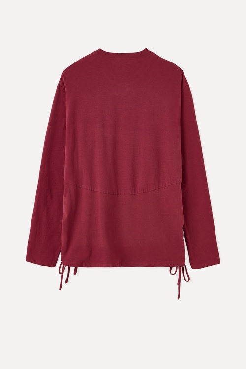 BELİ BÜZGÜLÜ OVERSIZE UZUN KOLLU T-SHIRT