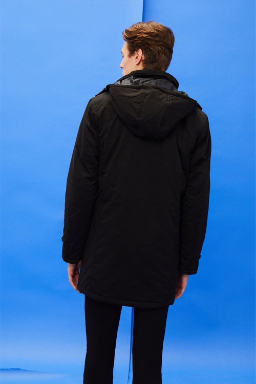  KAPÜŞONLU UZUN PARKA