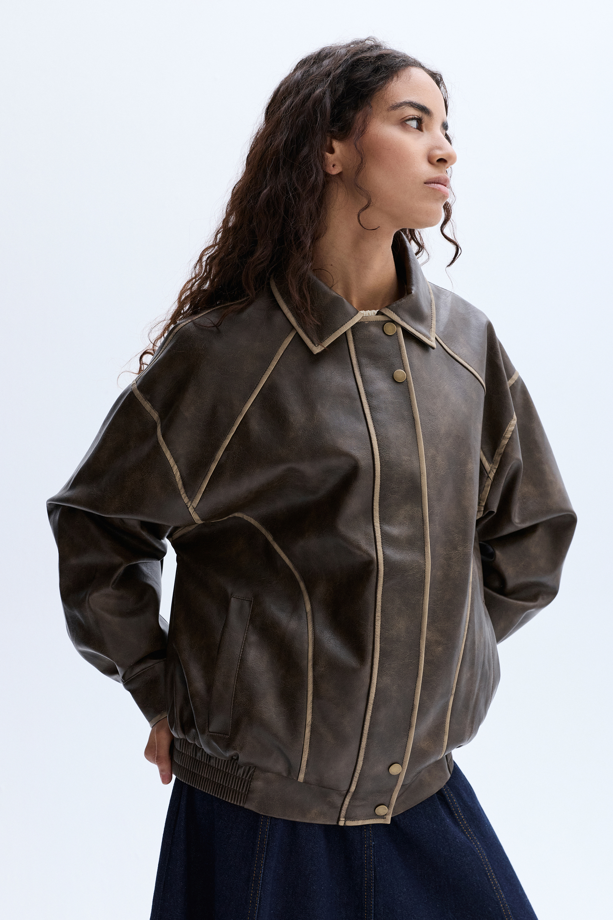 DERİ GÖRÜNÜMLÜ OVERSIZE MONT CEKET