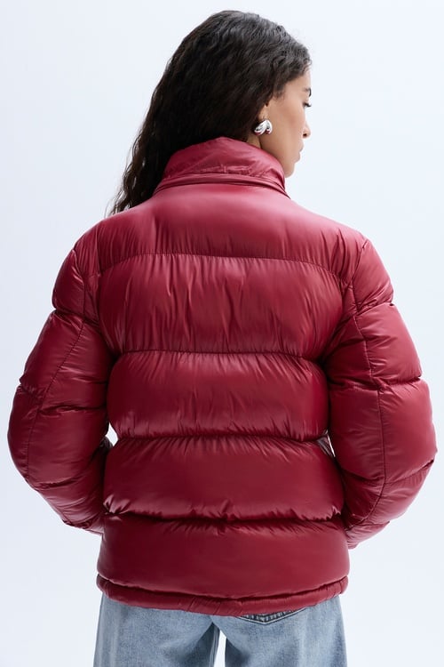  KAPÜŞONLU ŞİŞME MONT