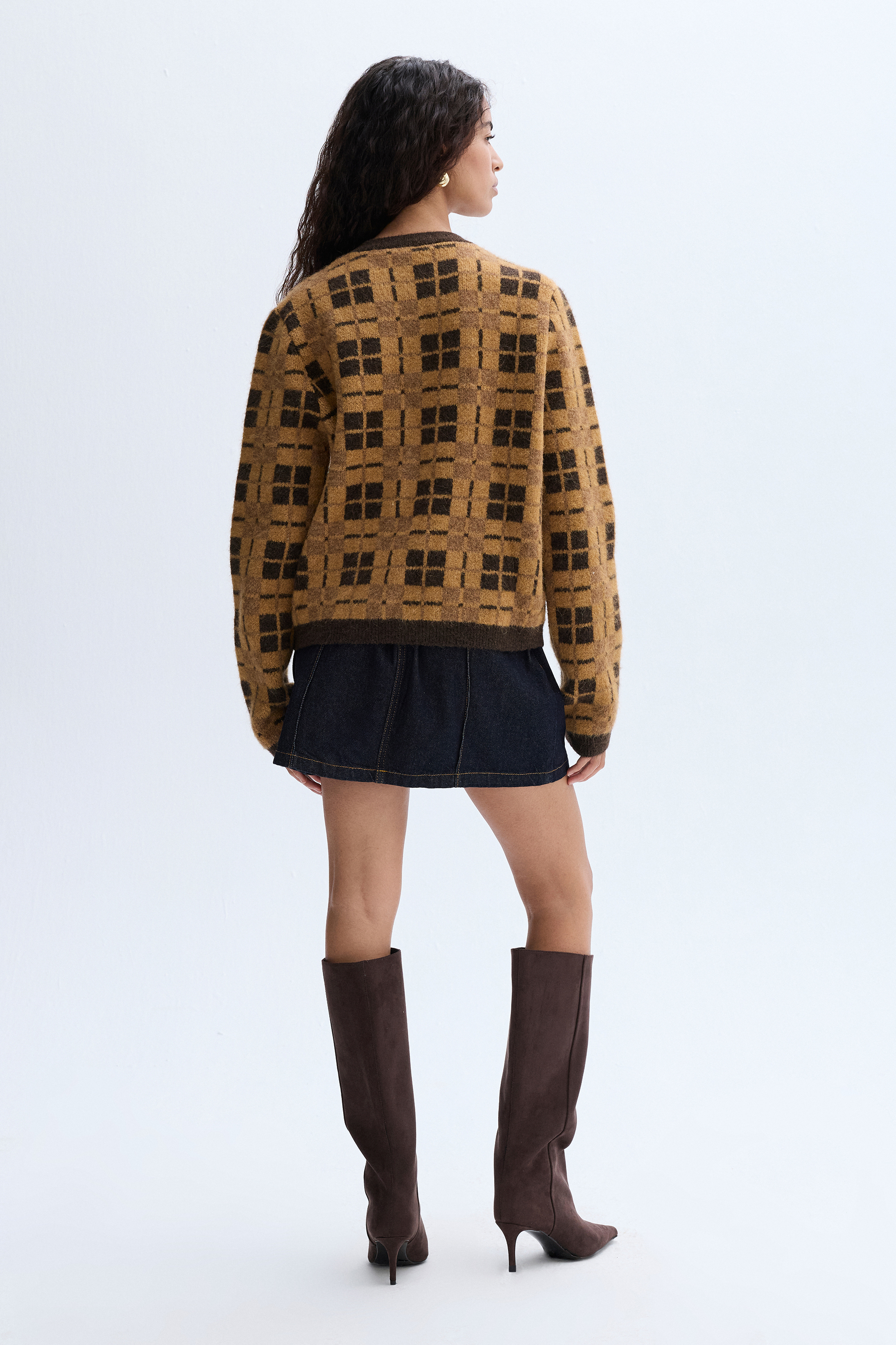 JAKARLI EKOSELİ BİSİKLET YAKA HIRKA