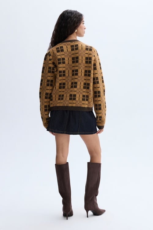 JAKARLI EKOSELİ BİSİKLET YAKA HIRKA