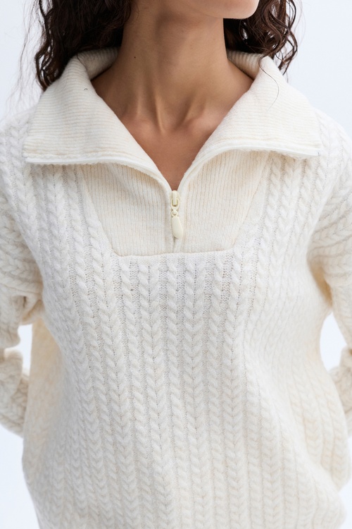  LOOSE FIT SAÇ ÖRGÜLÜ DİK YAKA KAZAK