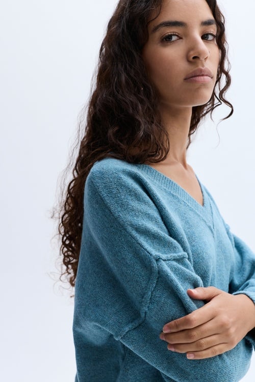 LOOSE FIT V YAKA KAZAK