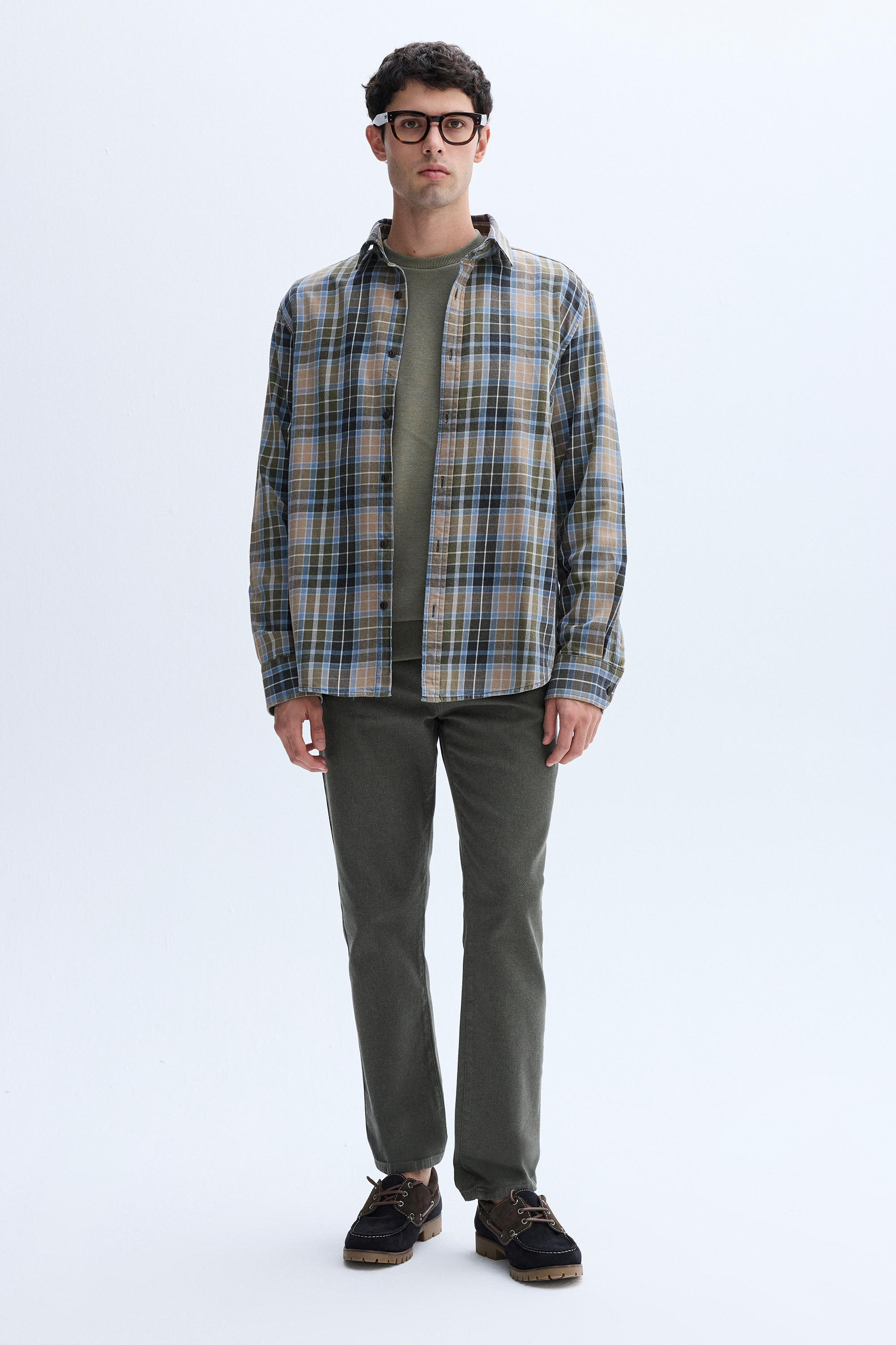 EKOSELİ REGULAR FIT UZUN KOLLU GÖMLEK