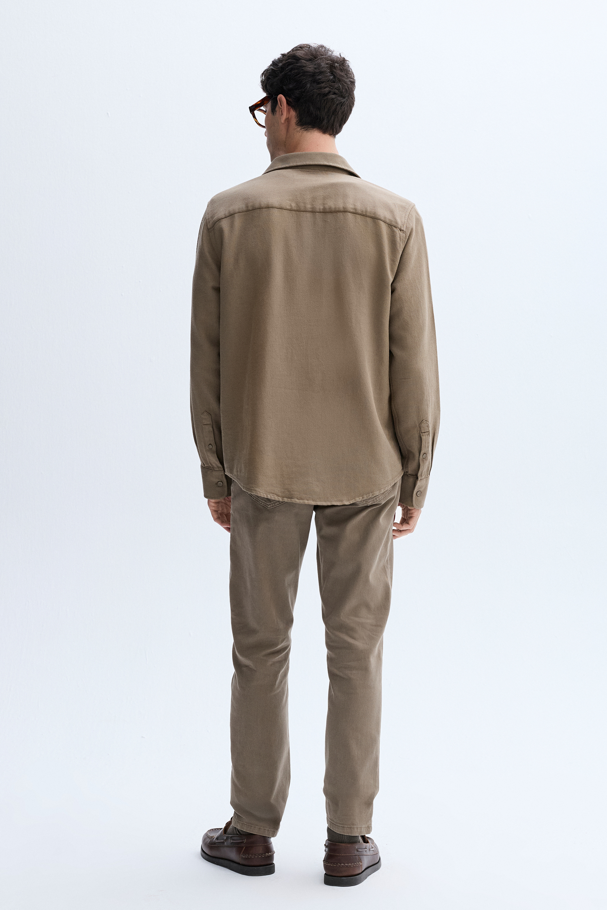 REGULAR FIT UZUN KOLLU GÖMLEK