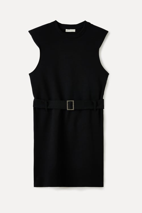  KEMER DETAYLI KOLSUZ MİNİ ELBİSE