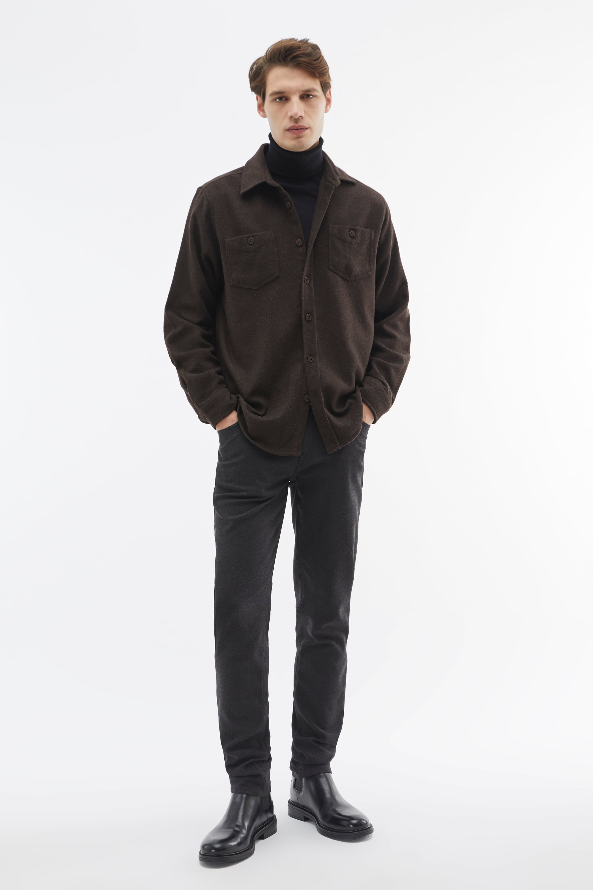 ÇİFT CEPLİ DOKULU REGULAR FIT UZUN KOLLU GÖMLEK