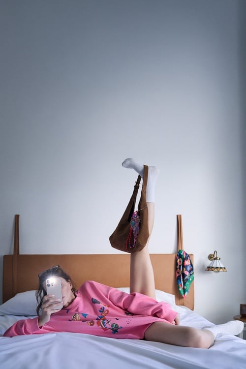 BASKILI BİSİKLET YAKA SWEATSHIRT