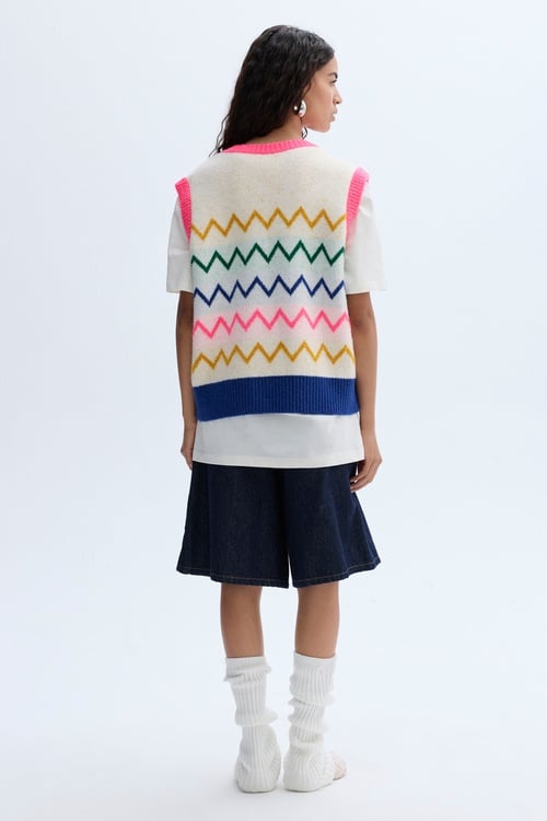 ÇİZGİLİ V YAKA SÜVETER