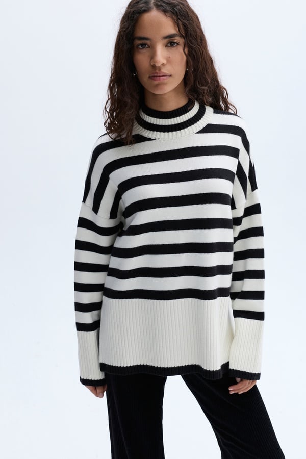 LOOSE FIT ÇİZGİLİ KAZAK