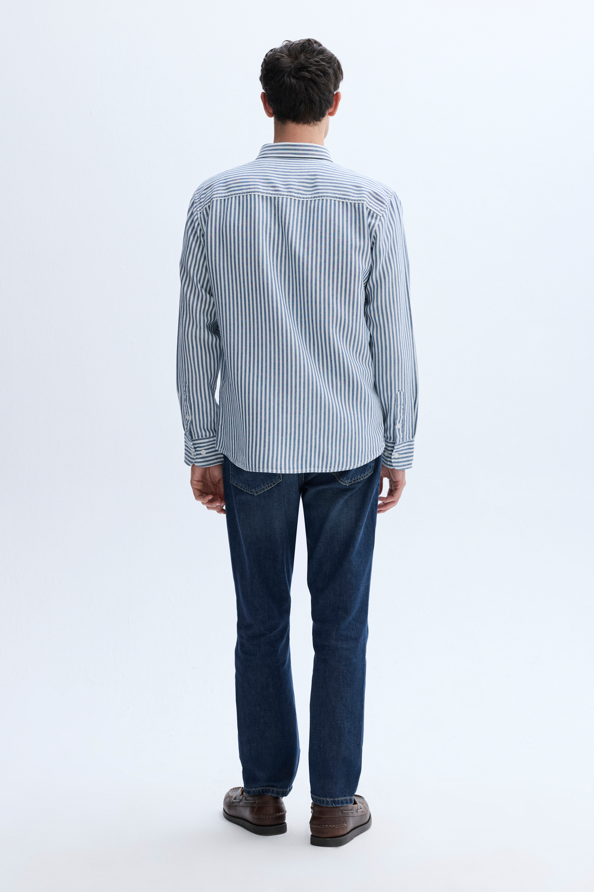 REGULAR FIT ÇİZGİLİ UZUN KOLLU GÖMLEK