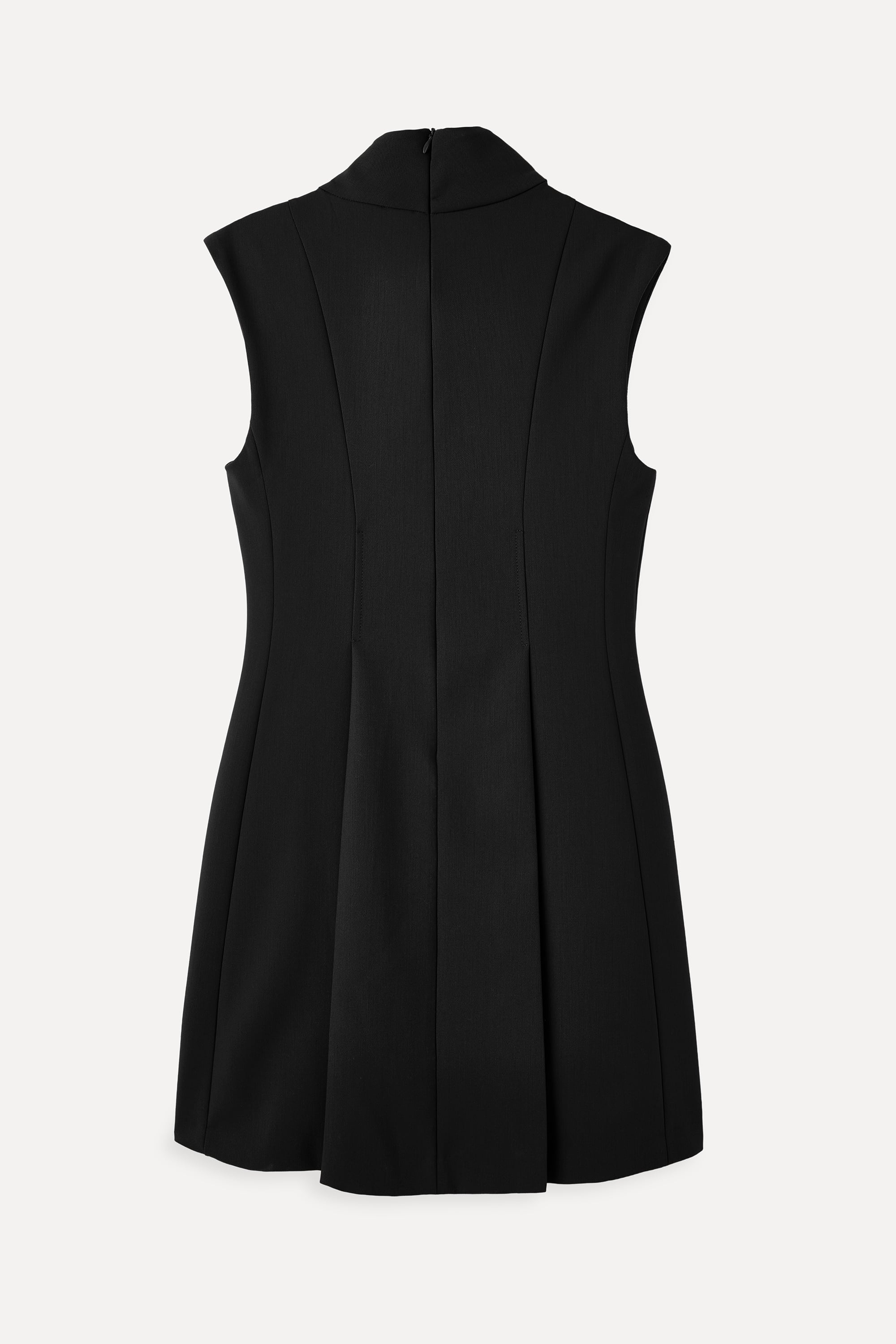 KOLSUZ DİK YAKA PİLELİ MİNİ ELBİSE