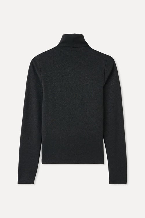 DİK YAKA FITTED UZUN KOLLU T-SHIRT