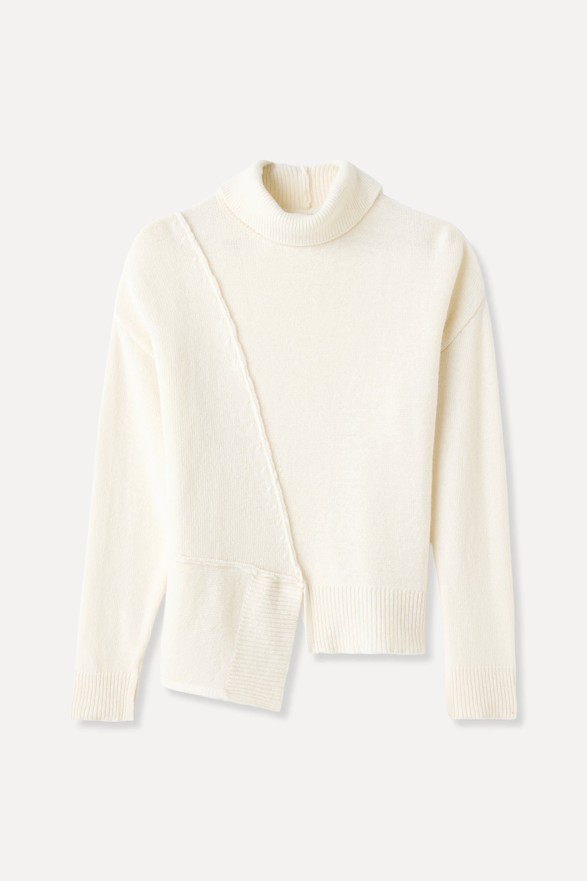 BALIKÇI YAKA ASİMETRİK YÜNLÜ KAZAK